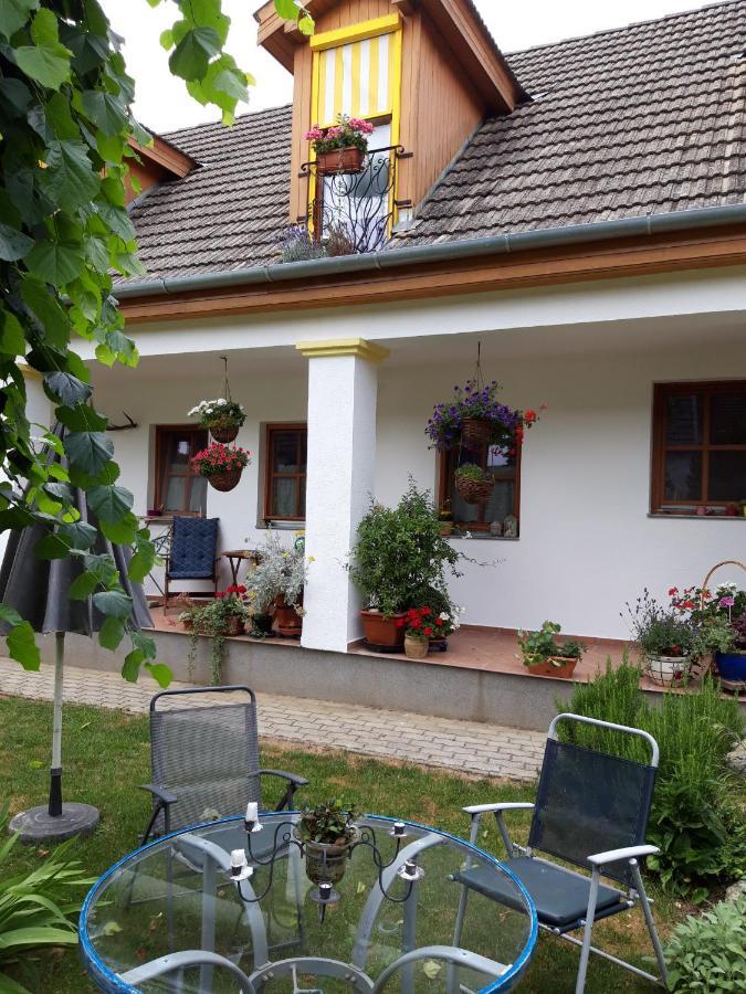 Rudolf'S Fogado Hotel Zsira ภายนอก รูปภาพ