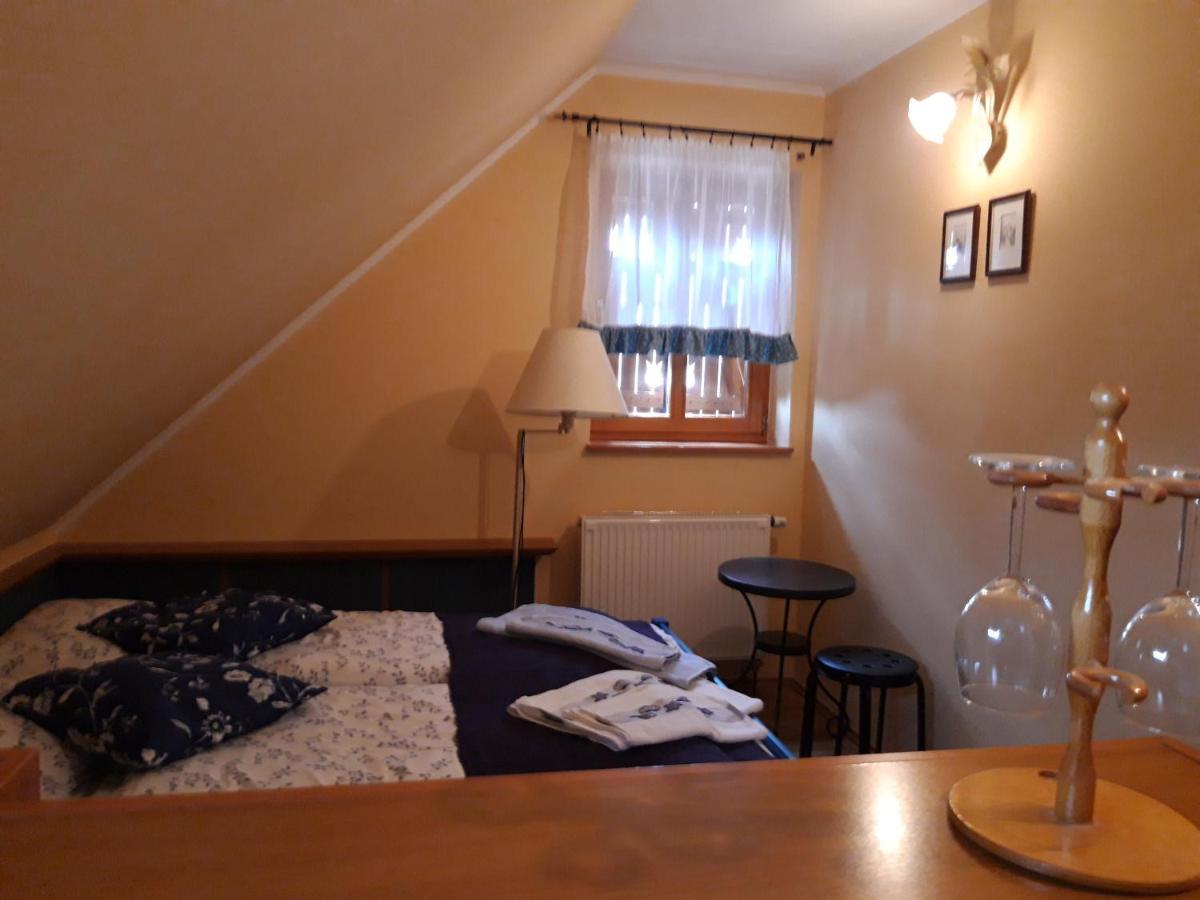 Rudolf'S Fogado Hotel Zsira ภายนอก รูปภาพ